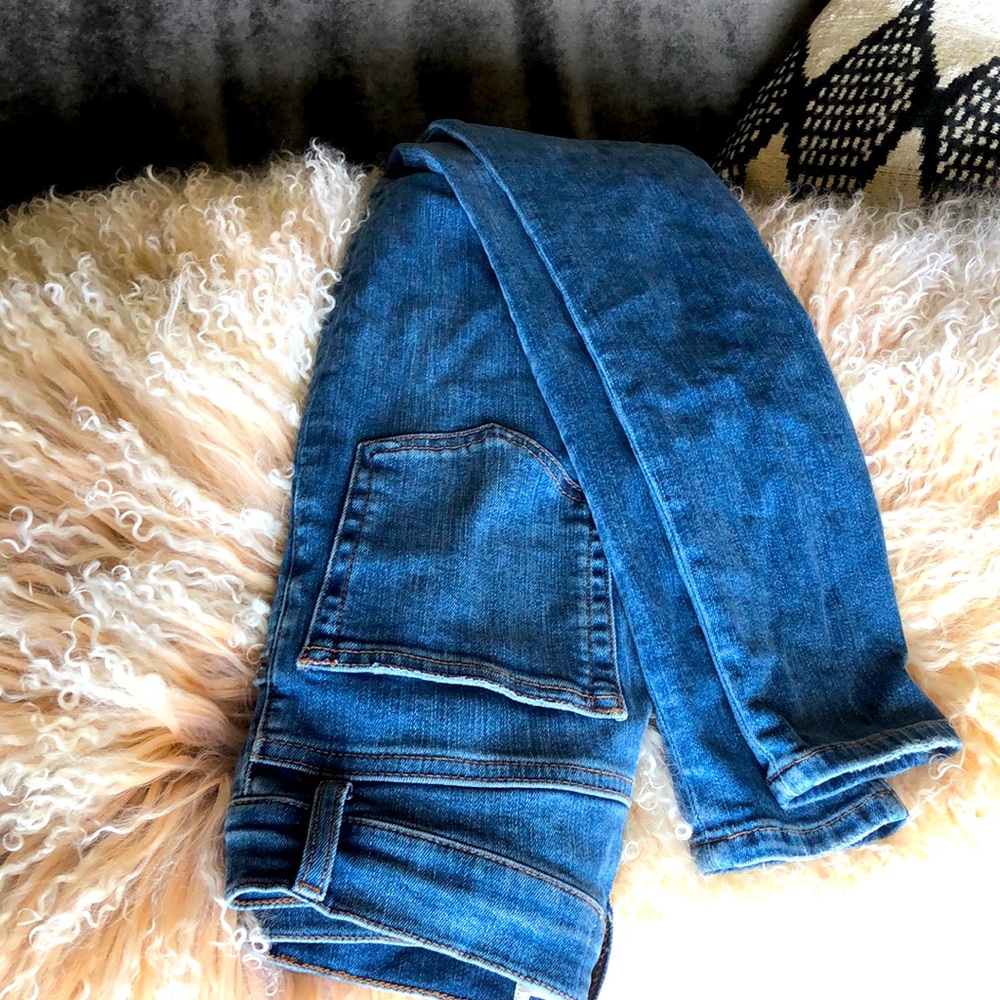Reformation skinny jeans size 24